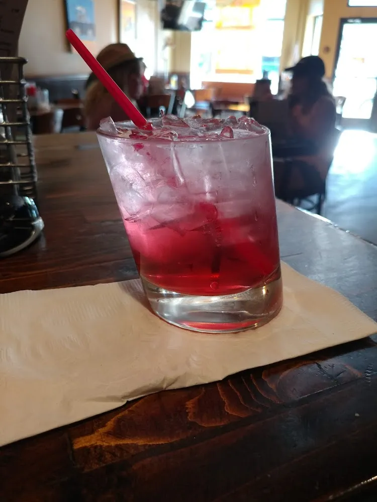 Vodka Seltzer with Cranberry